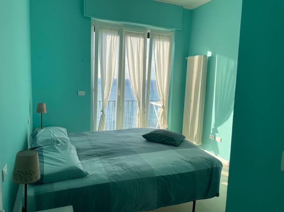 Ocean View With Fast Wi-fi And Elevator To Town Holiday home
