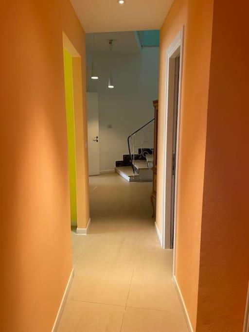 Ocean View With Fast Wi-fi And Elevator To Town Holiday home Levanto