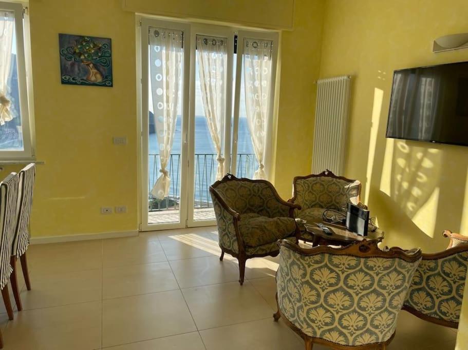 Ocean View With Fast Wi-fi And Elevator To Town Holiday home